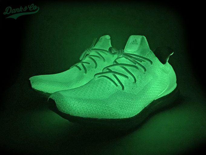 adidas-ultra-boost-uncaged-glow-in-the-dark-custom-6-681x511