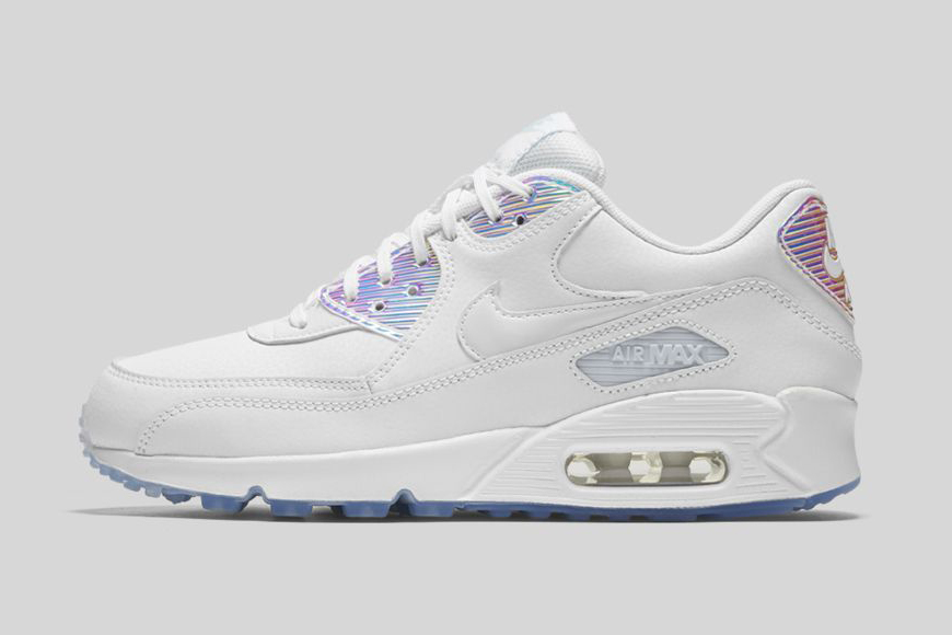 nike-iridescent-pack-3