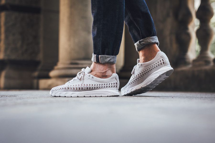 nike-mayfly-woven-neutral-grey_03