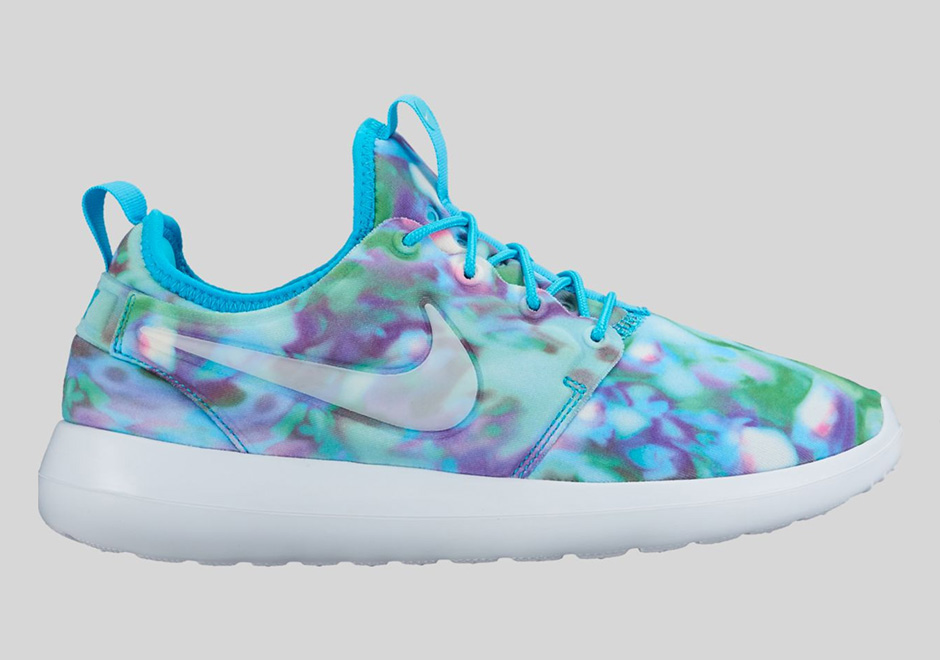 nike-roshe-two-womens-graphic-preview-01