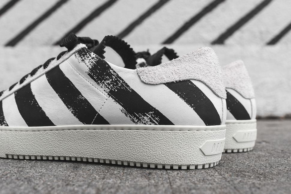 off-white-striped-sneaker-pack-4