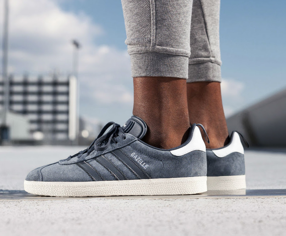 adidas-gazelle-blue-silver-metallic-2