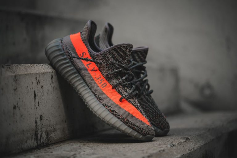 Adidas Yeezy Boost V2 Online Release Times