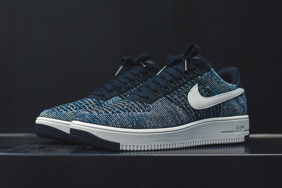 nike-air-force-1-ultra-flyknit-low-obsidian-2