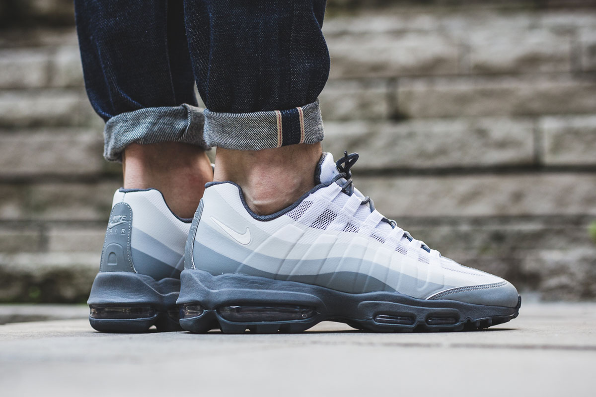 nike-air-max-95-ultra-essential-stealth-grey-2