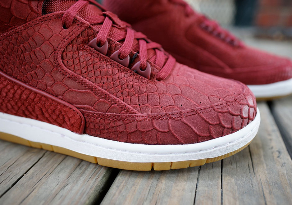 nike-air-python-red-snakeskin-2