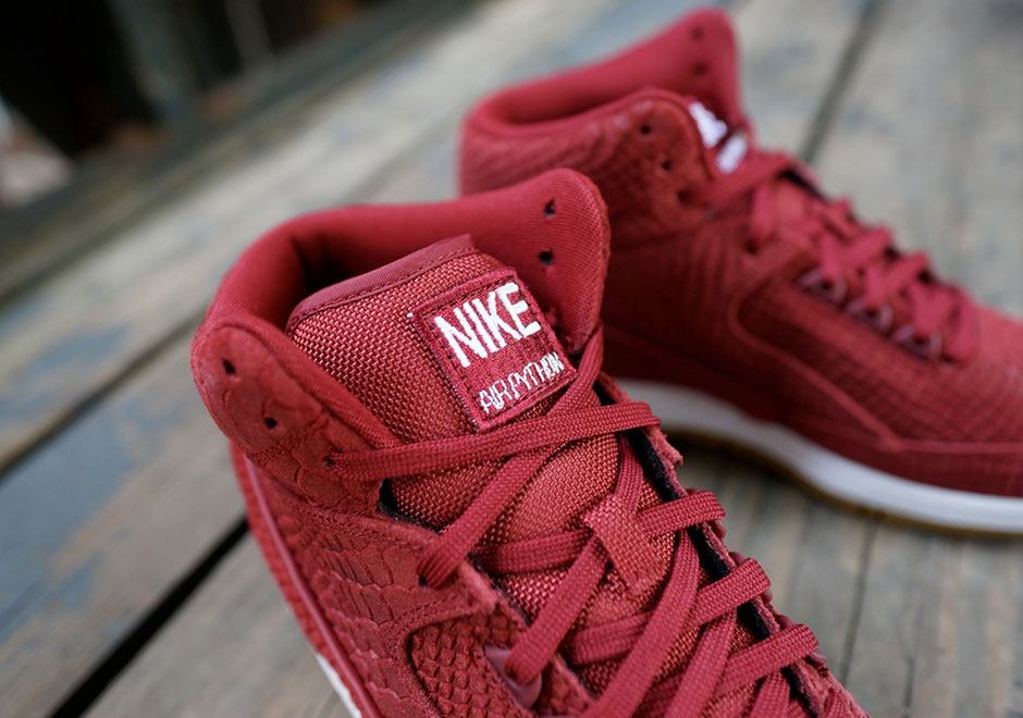 nike-air-python-red-snakeskin-4