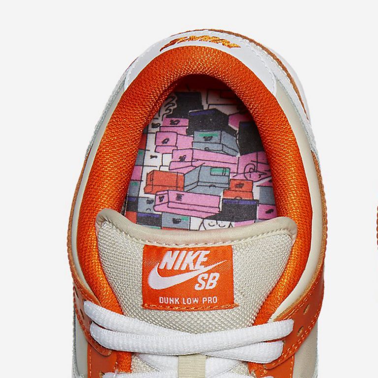 Nike SB Dunk Low “Sneaker Box”