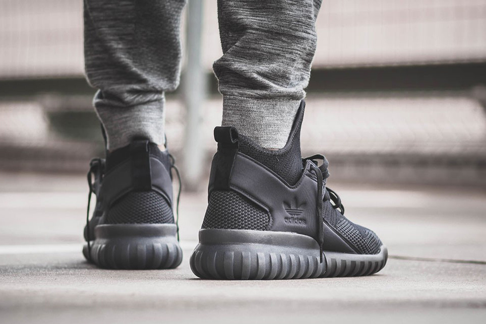 adidas-tubular-x-primeknit-core-black-3