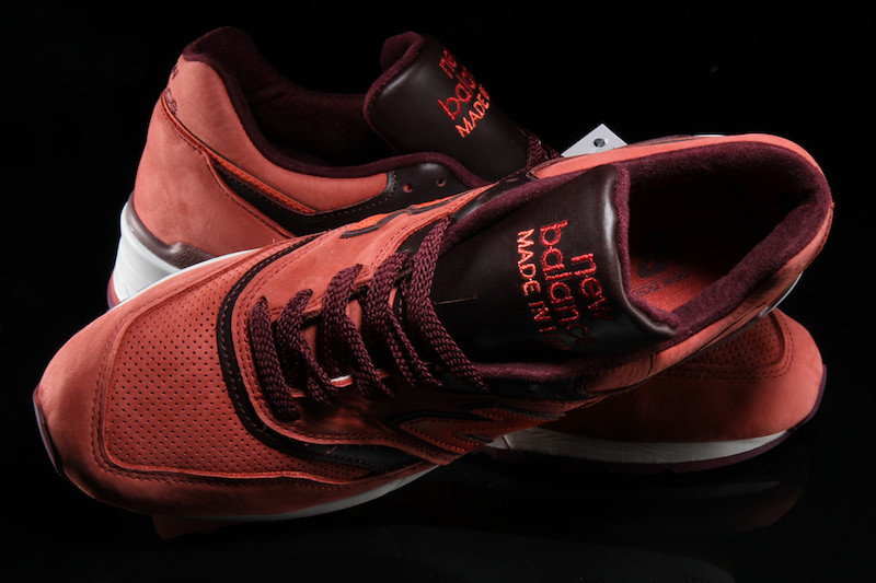 new-balance-997-clay-red-3
