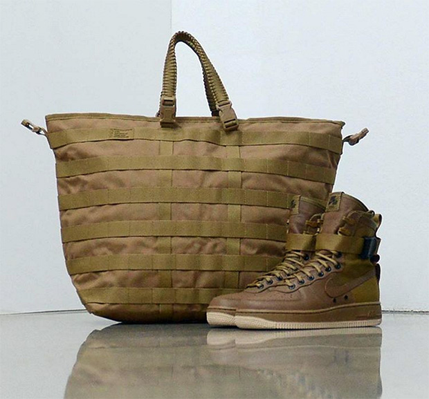 Nike SF-AF1 Comes with Matching Duffle Bags