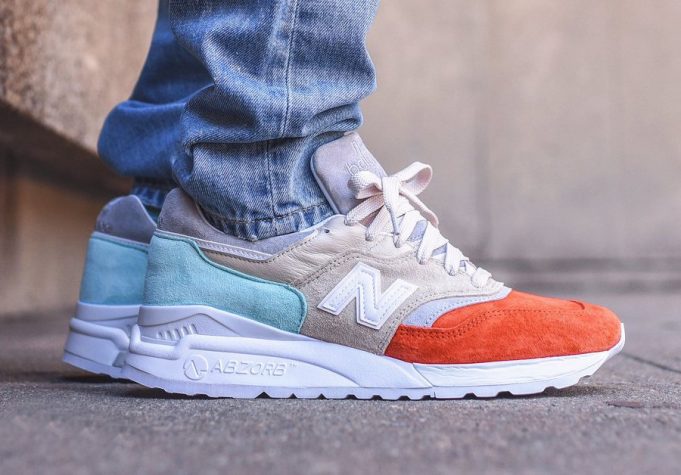 ronnie-fieg-new-balance-997-5-cyclades-1-681x475