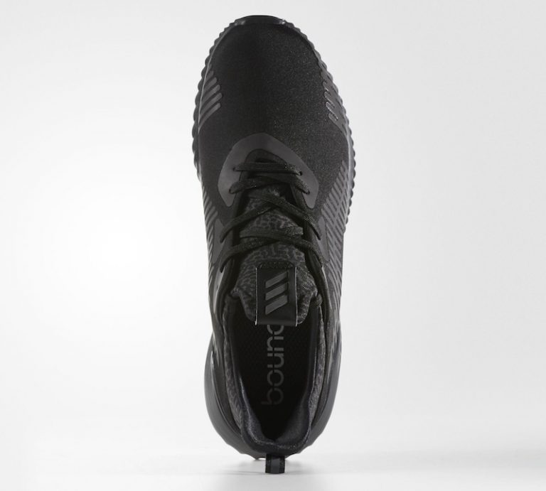 adidas-alphabounce-xeno-triple-black-friday-3-768x691