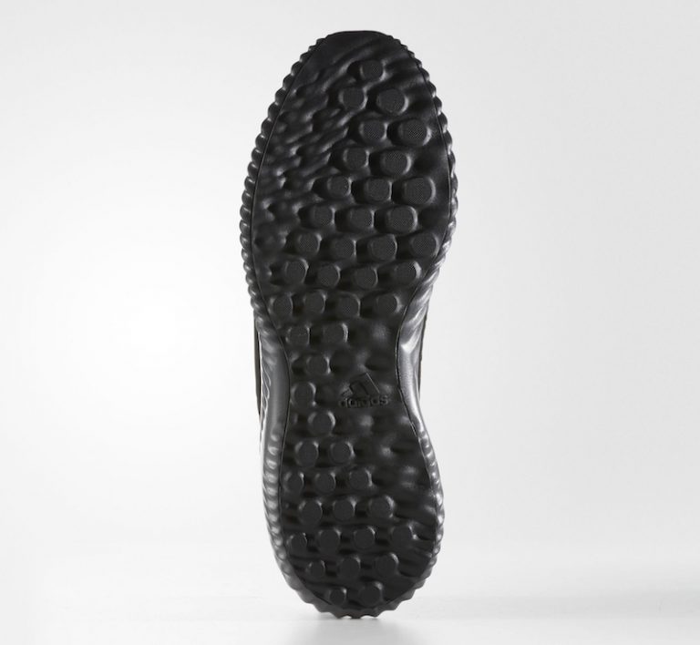 adidas-alphabounce-xeno-triple-black-friday-5-768x708