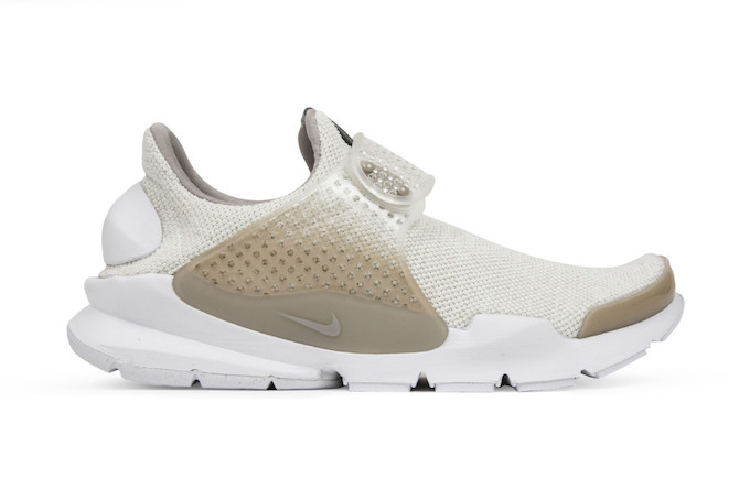 Nike Sock Dart “Cobblestone”