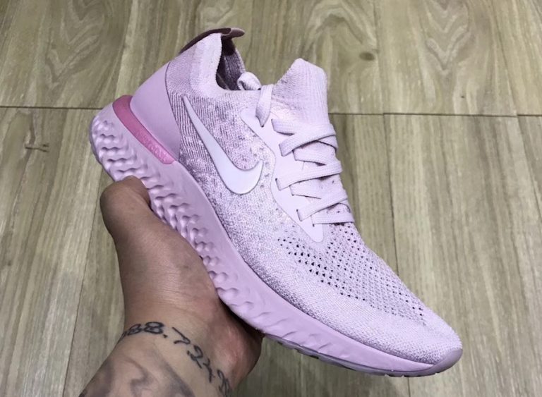 Nike Epic React in Pastel Pink