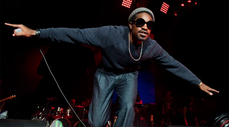 André 3000 Spotted Playing Flute in Airport for 40 Minutes
