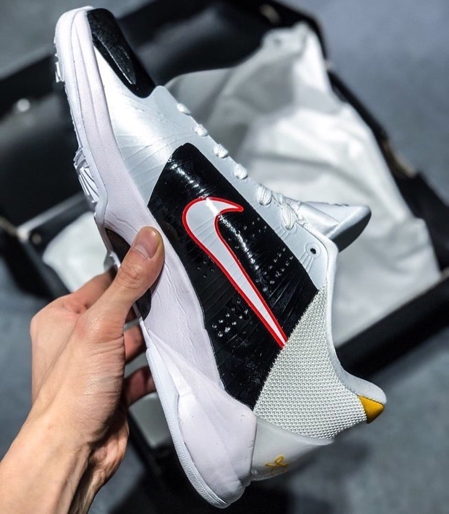 Nike Kobe 5 Protro “Bruce Lee” and