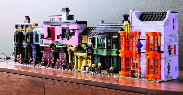 LEGO Releases 5,544-Piece Harry Potter Diagon Alley Set