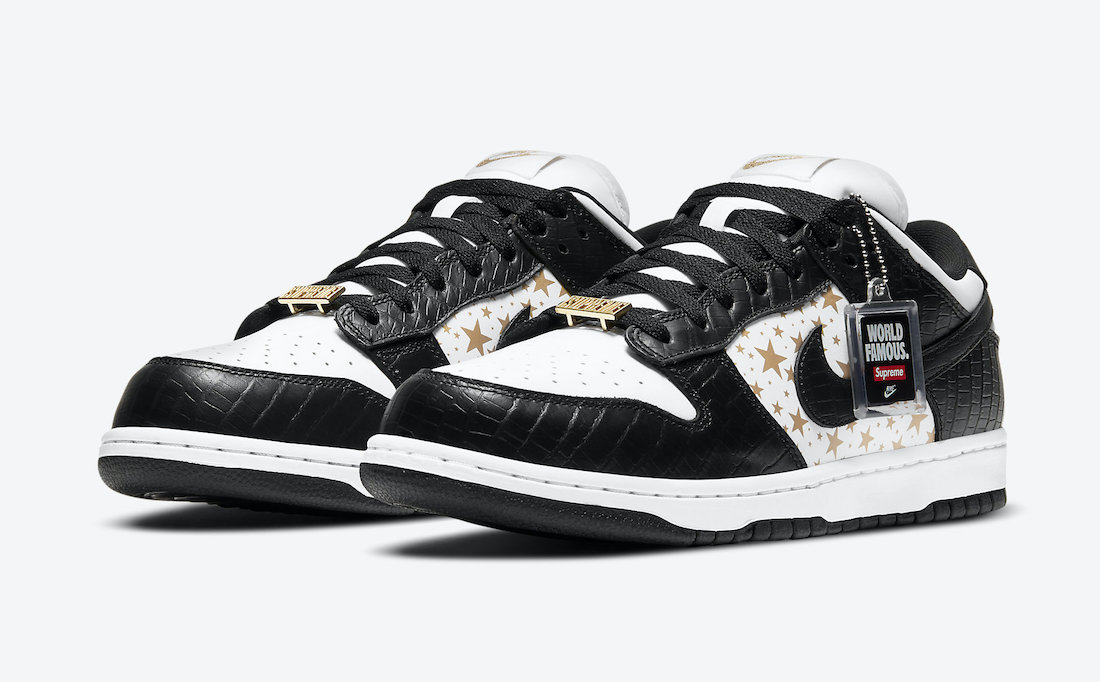 Official Look at the Upcoming Supreme x Nike SB Dunk Lows Official Look at the Upcoming Supreme x Nike SB Dunk Lows