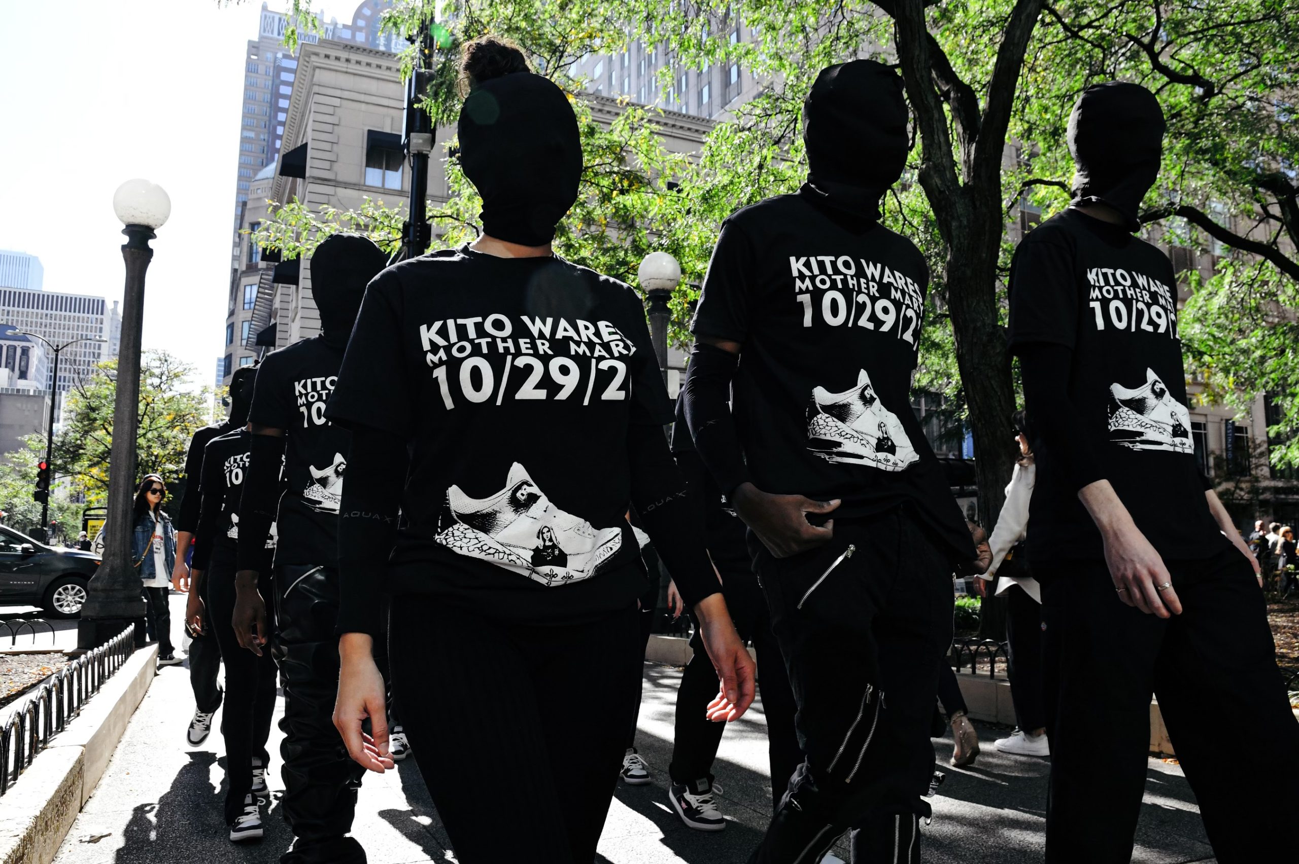 Chicago Flash Mob Organizes to Promote “Mother Mary” Shoe