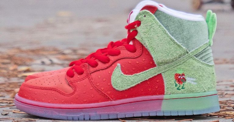 Nike SB Dunk High ”Strawberry Cough” Release Date