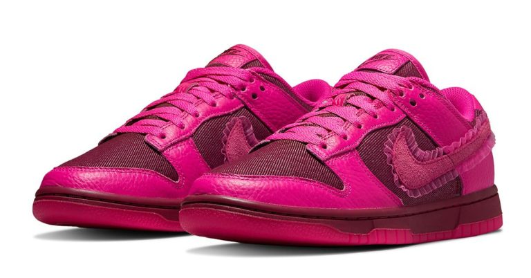 Nike Dunk Low “Valentine’s Day” 2022