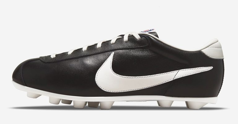 Nike Is Bringing Back Its 1971 Football Boot
