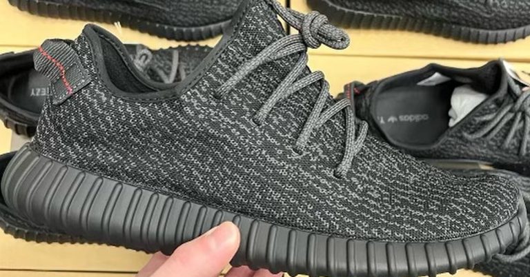 First Look at the 2023 YEEZY BOOST 350 “Pirate Black”