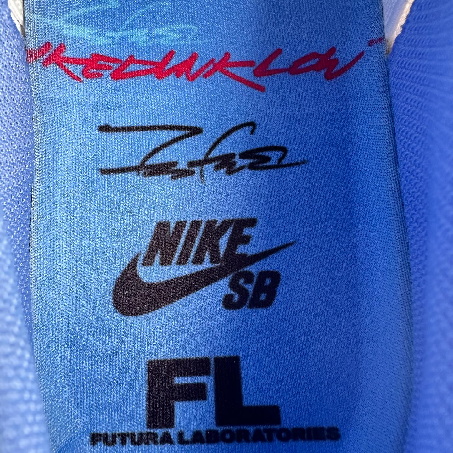  Futura Laboratories Nike SB Dunk Low HF6061-400 Release Date