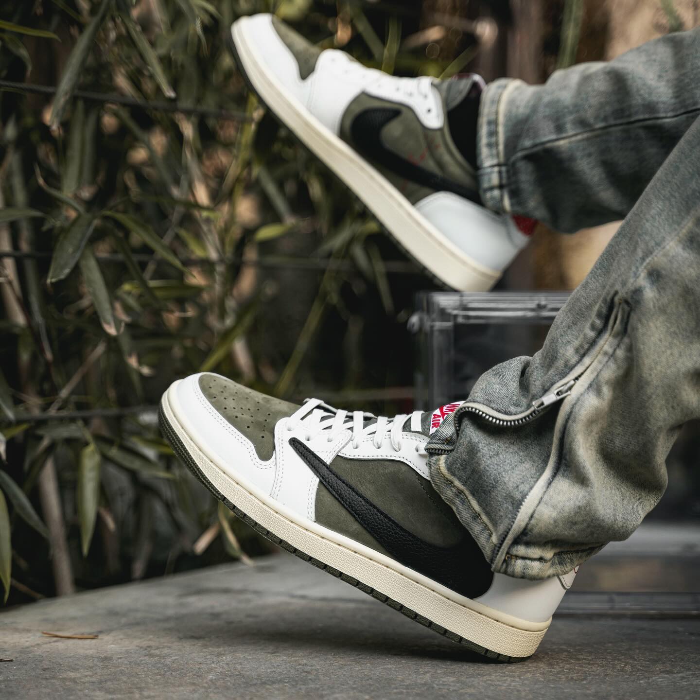 Size 8.5 - Travis Scott x Air Jordan 1 Retro OG SP Low Reverse Olive /  Medium Ol