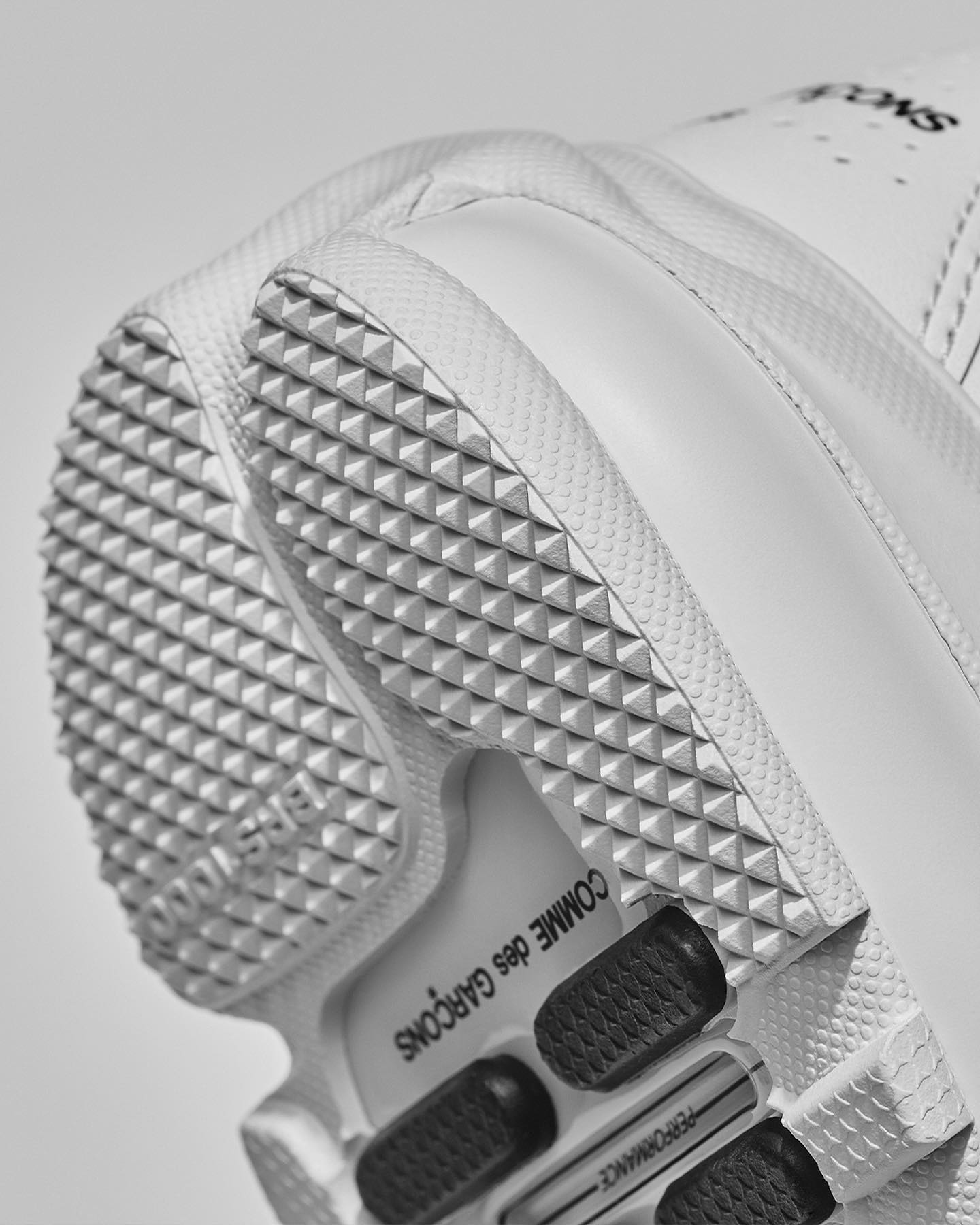 COMME des GARÇONS HOMME PLUS x Nike Air Max TL 2.5 - Modern