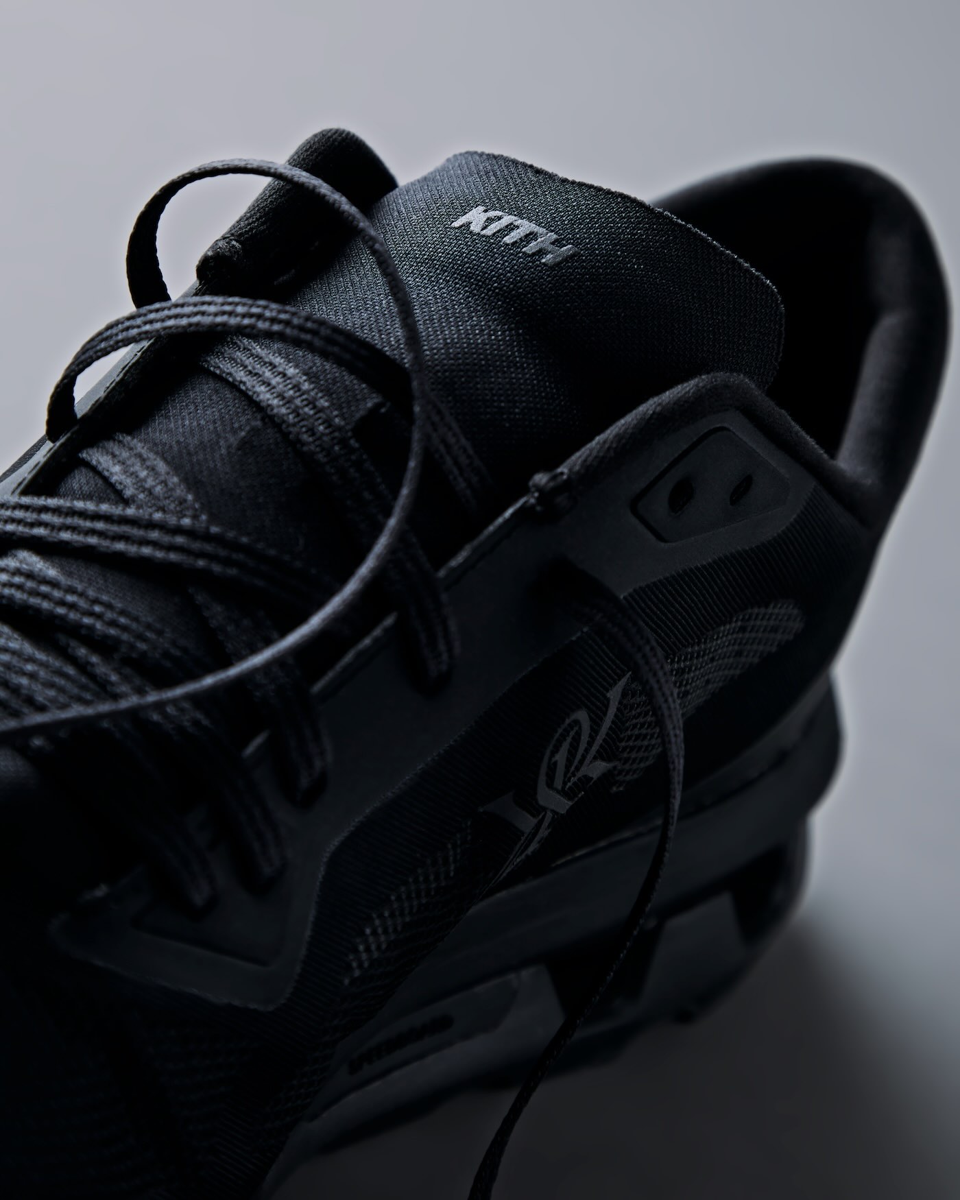 Kith & On Debut New Cloudzone Silhouette - Modern Notoriety Kith & On Debut New Cloudzone Silhouette - Modern Notoriety